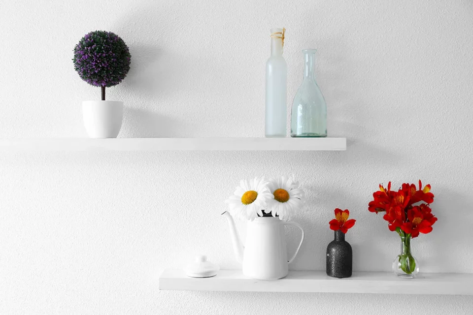 A Home So Uncluttered That It Almost Looks Empty - design