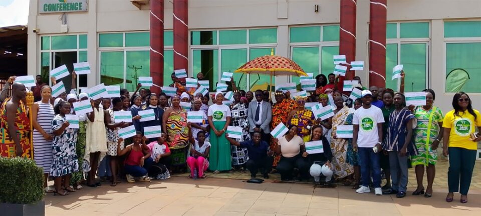 Matesohene collaborates with EcoGreen Oases Legacy to train 100 residents in waste recycling and green entrepreneurship - 100